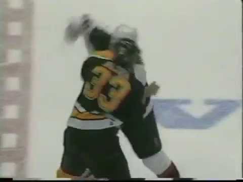 Jim McKenzie vs Krzysztof Oliwa Round 2