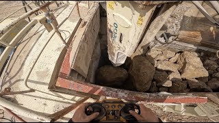 Unblocking Metso LT125 Jaw Crusher...