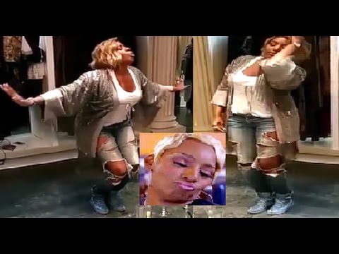 NeNe Leakes Extra DRUNK off some Hennessy & Wine #RHOA #NeneLeakes #Swagg 🍷😛