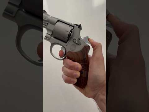 Do you know how to safely decock a revolver? #safetyfirst #shorts #gun #guns #shooting #ytshorts