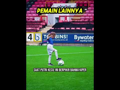Pemain vs Anak Kecil vs Maskot Sepak Bola 😱🥶