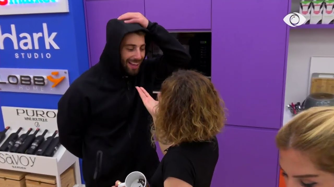 Teta Eglantina.../ Meritoni i pëshpërin, Egla debaton me Ilnisën: Je një pise