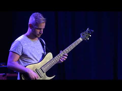 Dali Mraz Group / LIVE/ "32nd notes to Mráz" - Dali Mraz, Martin Gudics, Marius Pop