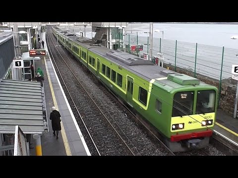 IE 8520 Class Dart Train number 8630 - Booterstown Station, Dublin