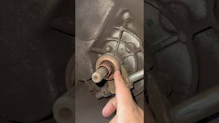 Al pisar el clutch el ruido desaparece balero collarín dañado #mecanica #qutos #taller