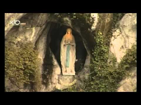 Chapelet à Lourdes