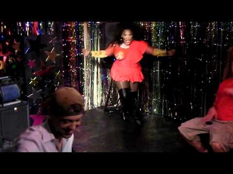 Saturday Sultry Siren Show