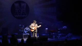 The Mavericks - &quot;Hanging Out With Willie&quot; / Crazy (Willie Nelson Cover) live 2016