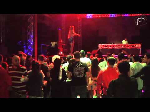 Valesca Popozuda - Vou Distribuir @ Expo Rainbow 2012 - Pheeno TV