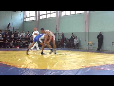 Ivan Jovanov (Blue) VS Bujar Vrenezi (Red)