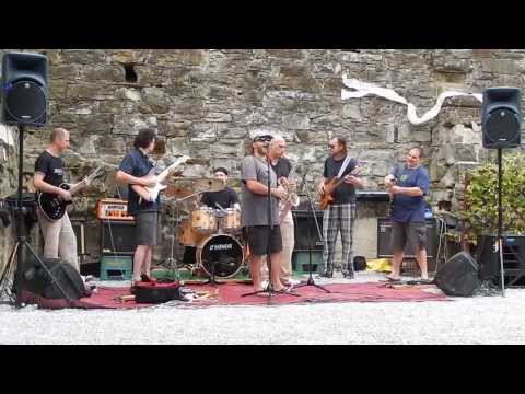 MOJO HIŠNI BAND - Soundcheck jam (Live at Strelišče)