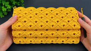 π This Crochet Stitch Looks Complicated But It's Surprisingly Easy!