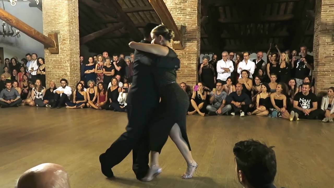Video thumbnail for 24.09.2016 Noelia Hurtado y Carlitos Espinoza a Verona 01