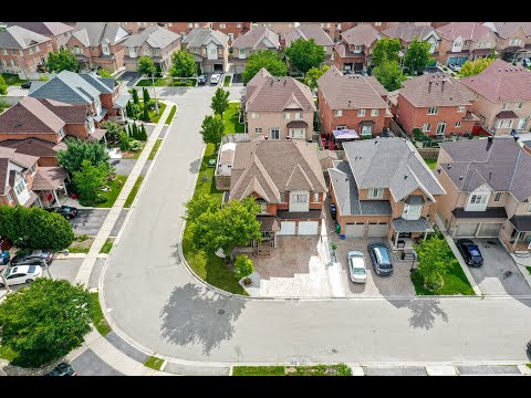 25 Castle Mountain Drive Brampton Home for Sale - Real Estate Properties for Sale
