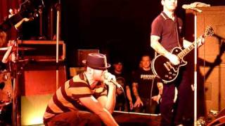 Beatsteaks &quot;Alright&quot; live from Paris!