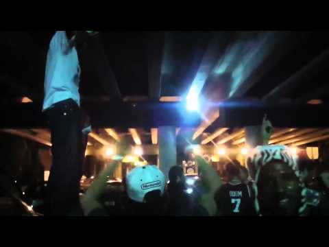 Metro Zu- "Debinare" at The Stage 8/25/11