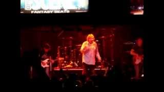 eddie money house of blues march 1 2012 cleveland encore everybody rock and roll the place shakin