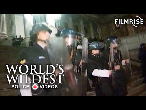 Liquor Store Robbery Footage | World's Wildest Police Videos | Season 4, Episode 9