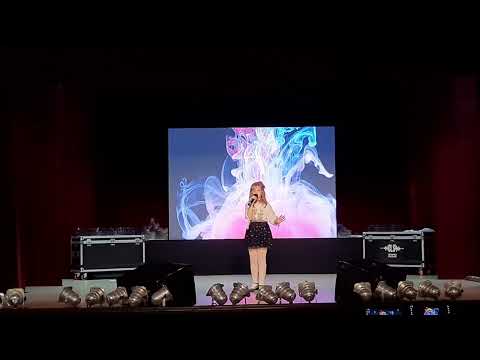 Evelina Viora Șabliovschi - Trofeul categoriei - festivalul ,,Codlea Song Fest"