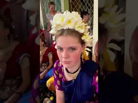 Mayapur Girls relishing Krishna Consciousness... #shorts #mayapur #foreign #iskcon