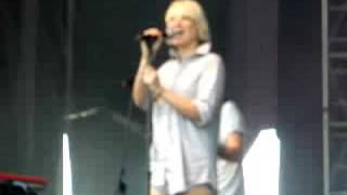 Sia - The Codependent @ All Points West - 08.09.08
