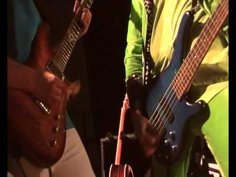 Froschhaxn Live Fasching 2011-Fassl voll Bier (Cover)