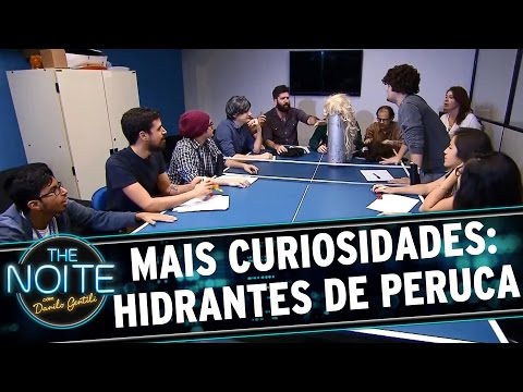 The Noite (28/07/15) - Curiosidades The Noite: Hidrantes de Peruca