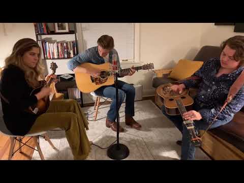 Johnny Meyer Rehearsal - Sailin' Song @ AcoustiCult.com