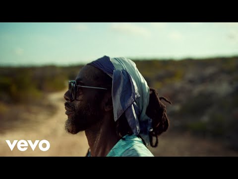 Videoclip de COCONUT WATA (SIP) — Buju Banton