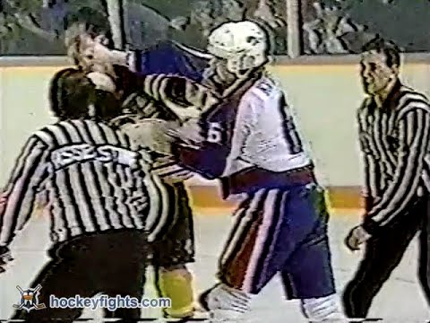 Gord Kluzak vs Jim Kyte
