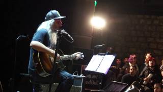 Alone (Dinosaur Jr), J Mascis en Santiago 2015