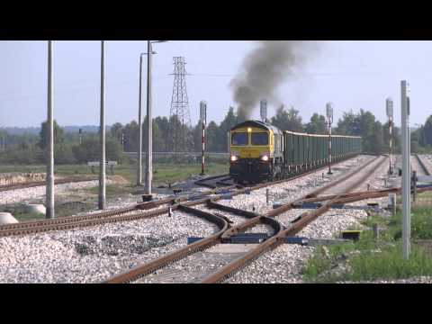 Class 66 Freightliner 66015 na starcie. 3600 brutto.