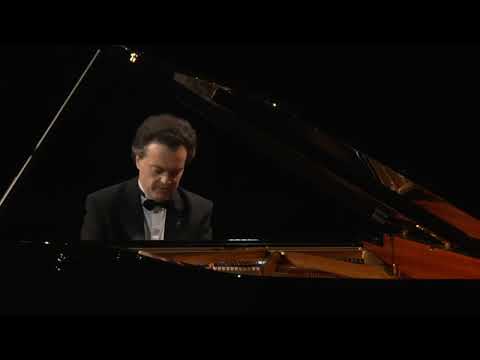 Evgeny Kissin plays "Etude Op. 25, No. 12 Ocean in C Minor" by Chopin