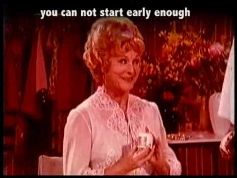 MarikaRökk Spot2 Untertitel