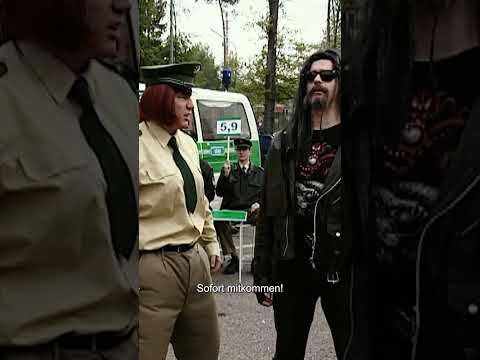 Aus Schlumpfhausen, mit Promille 🧃 | Bully & Rick #short