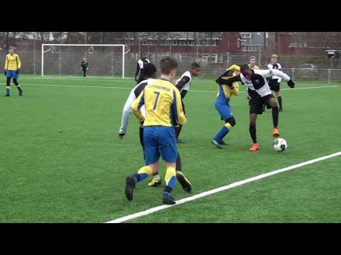 BEKER: Hooglanderveen O15-1 - SV RAP/Dream Team O15-1 2e H. (15-12-2018)