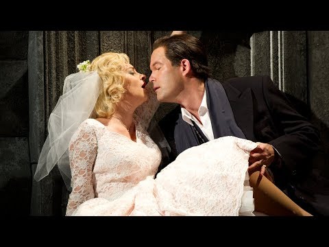 Don Giovanni: ‘Là ci darem la mano’ (‘There you will give me your hand’) – Glyndebourne