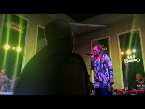 Luciana Mello e Sandra de Sá - Assim Que Se Faz