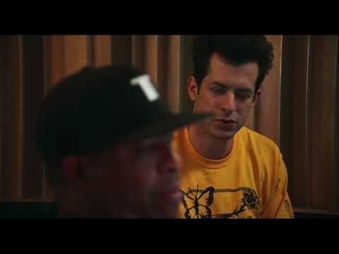 DJ Premier making a beat on the MPC Renaissance