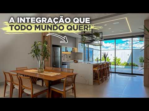TOUR OF A DREAM SINGLE-STORY HOUSE WITH INTEGRATED KITCHEN AND GRILL | Gaby Garcia