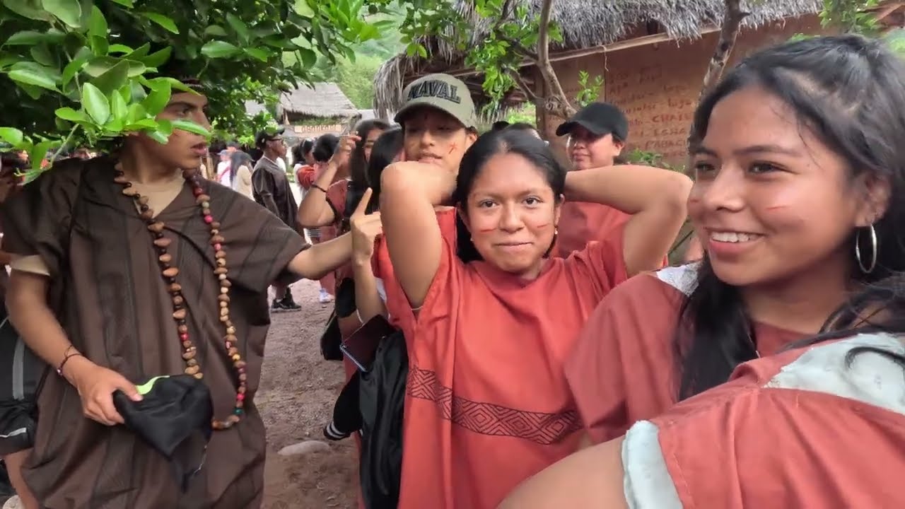 Visitando A la Comunidad Ashaninka En Chanchamayo, Perú