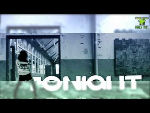 MAX ROBBERS FEAT. ENNOVI - THE BOMB - OFFICIAL MUSIC VIDEO HD