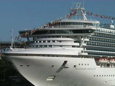 Thumbnail for Cruise ships in Sydney - Diamond Princess