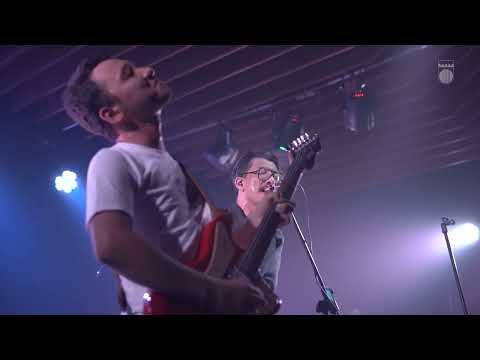 Melancholic Bitch Live di Limunas XVI 2022 Bagian ketiga (3/7)