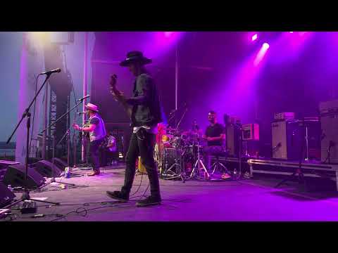 Cayouche medley   Max Bujold