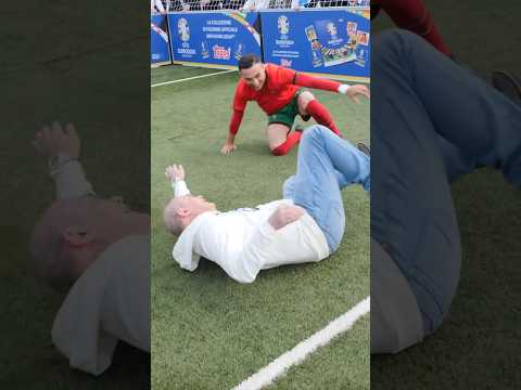 PAPÀ RIMOLDIGNO CADE AL PALLONE D’ORO 😅😂