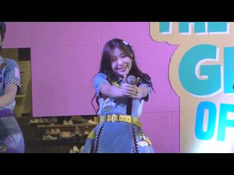 (Mewnich Focus) Koisuru Fortune Cookie - BNK48