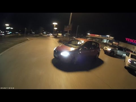 SMIDSY in the parking lot - Nem lát még a parkolóban sem