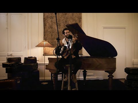 Broken Back - Away From Home (Live Session La Maison Générale @Chateau De Beaussais)