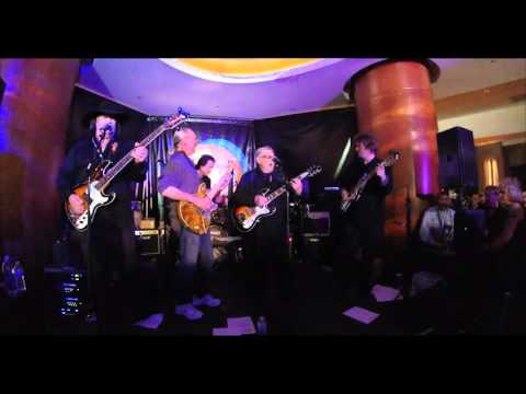 The Chantays' Bob Spickard playing RJ Supervintage at NAMM 2016